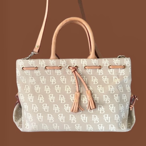 Dooney & Bourke Pristine Leather trim Bag - Picture 3 of 16